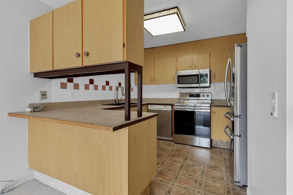 65, 3705 Fonda Way SE, Calgary — photo 5 of 20