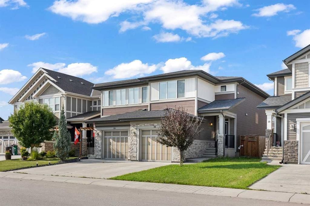 14 Kingfisher Crescent SE, Airdrie — photo 2 of 40