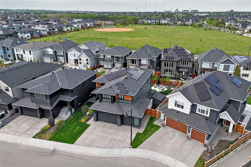317 Aspen Summit Heights SW, Calgary — photo 3 of 50