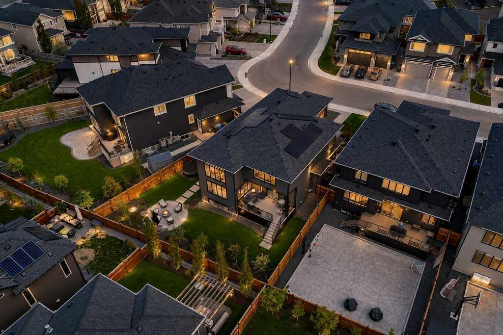 317 Aspen Summit Heights SW, Calgary — photo 5 of 50