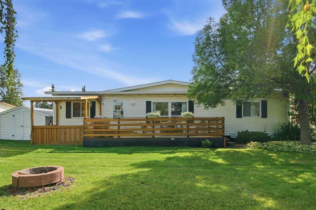 359 Burroughs Circle NE, Calgary — main listing photo