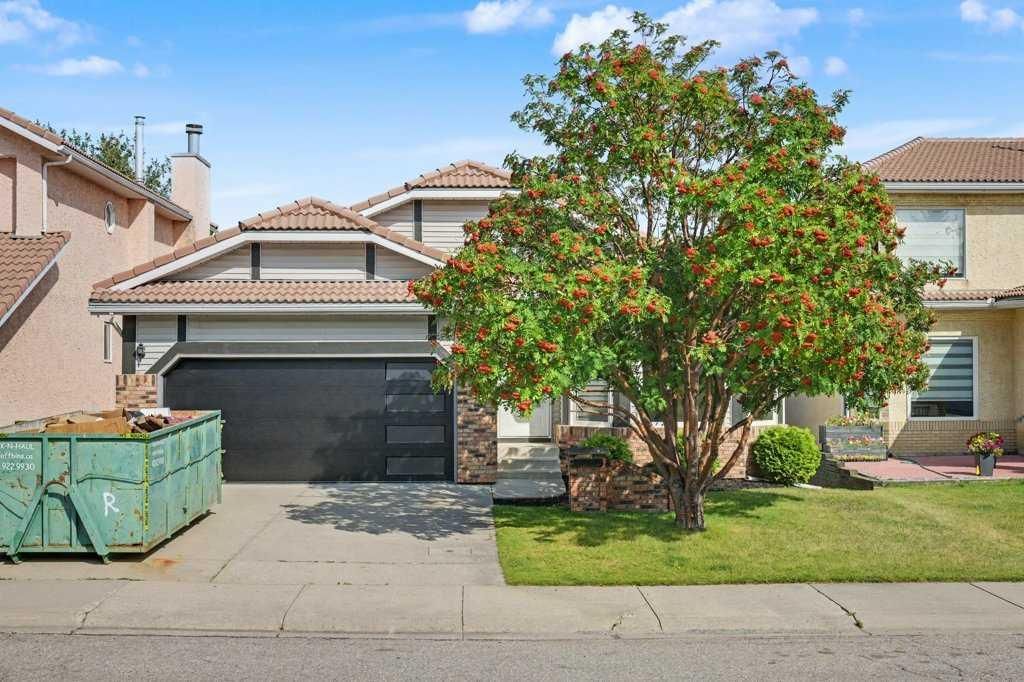 2852 Signal Hill Drive SW, Calgary — photo 2 of 47