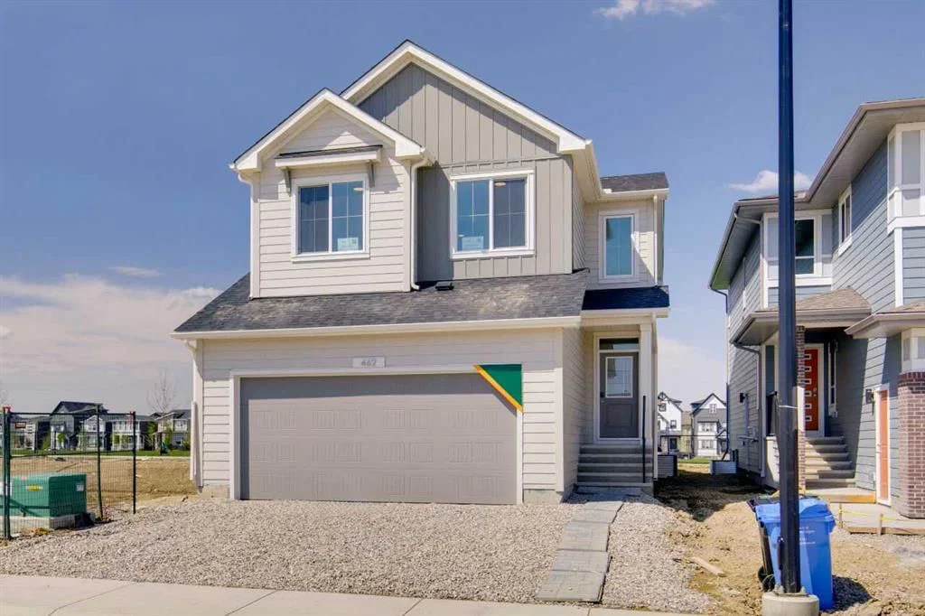 462 Bighorn Avenue SW, Calgary — photo 2 of 36