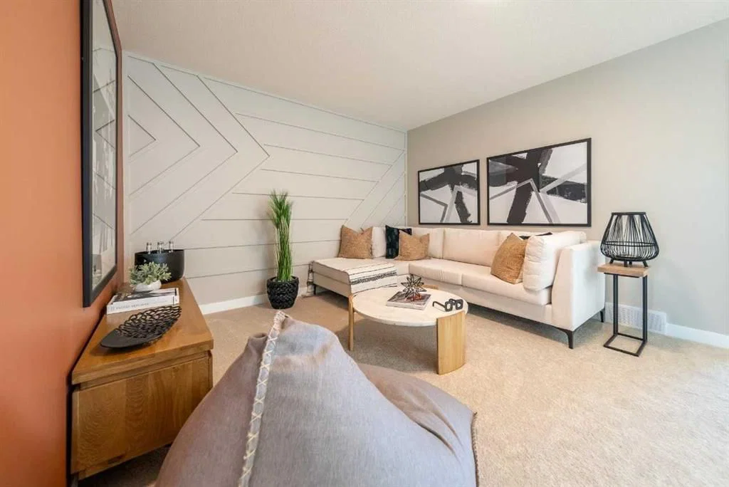 381 Sora Park SE, Calgary — photo 5 of 10