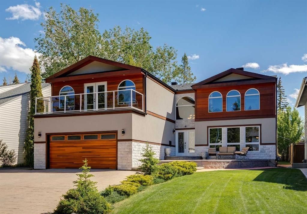 223 Pump Hill Crescent, Calgary — main listing photo