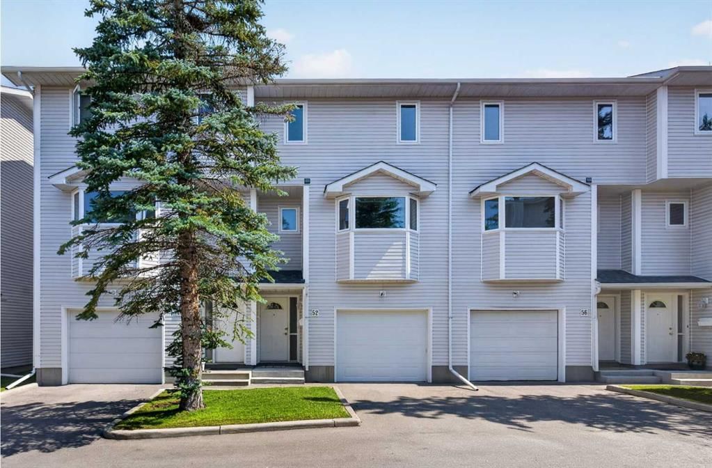 52 Glenbrook Villas SW, Calgary — main listing photo