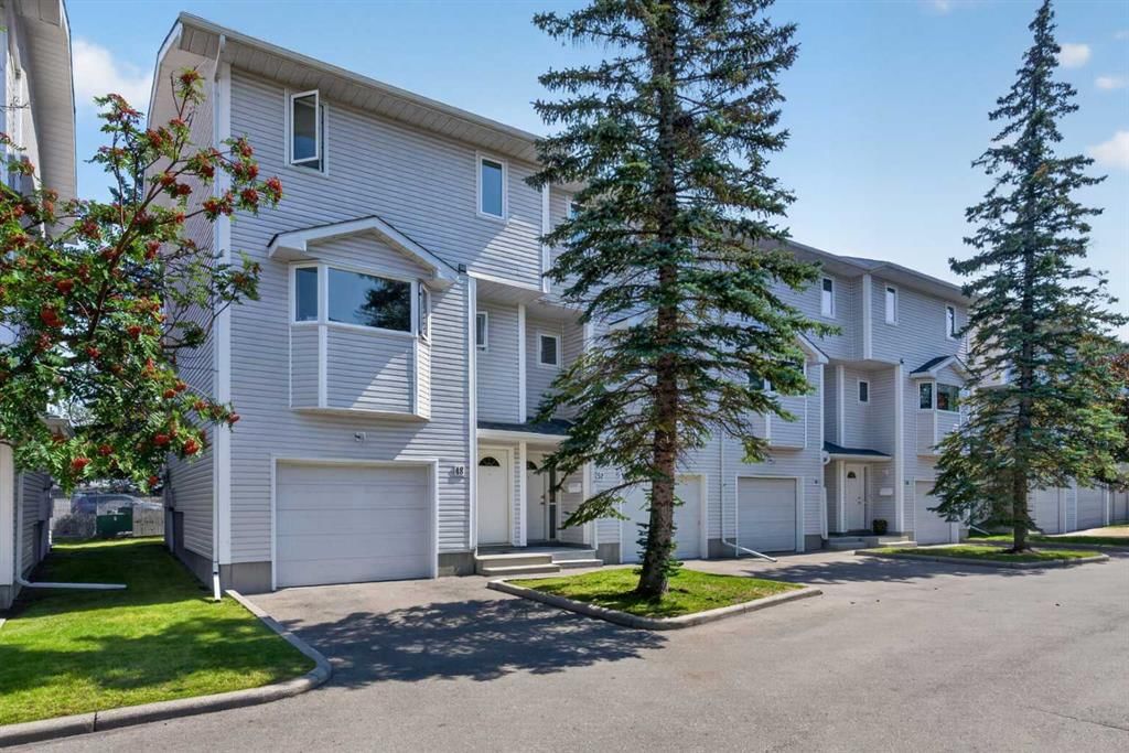 52 Glenbrook Villas SW, Calgary — photo 2 of 37