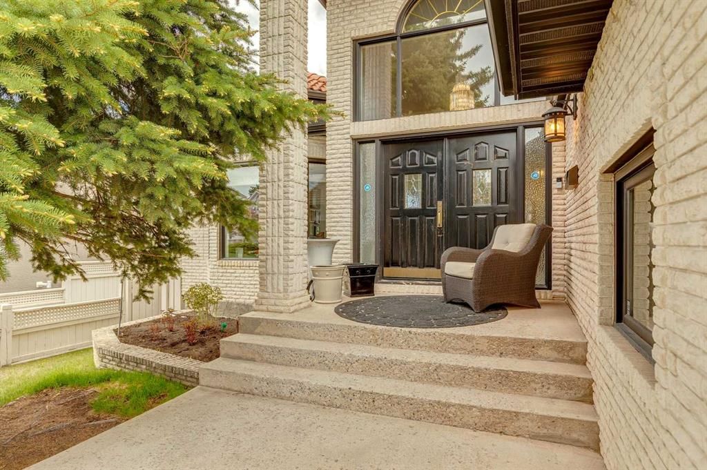 84 EDENSTONE Way NW, Calgary — photo 2 of 49