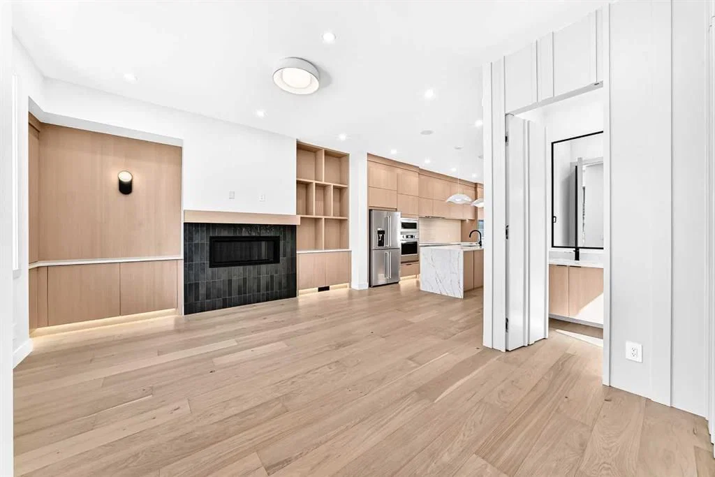 2218 35 Street SW, Calgary — photo 5 of 49