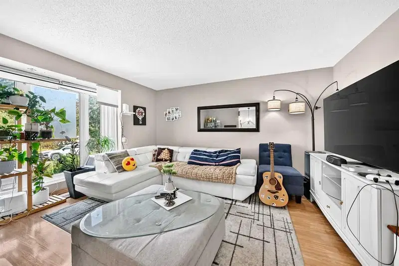 39 Aberdare Way NE, Calgary — photo 2 of 21