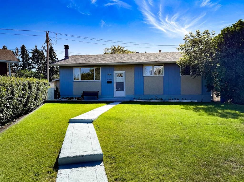 42 Harrow Place SW, Calgary — main listing photo
