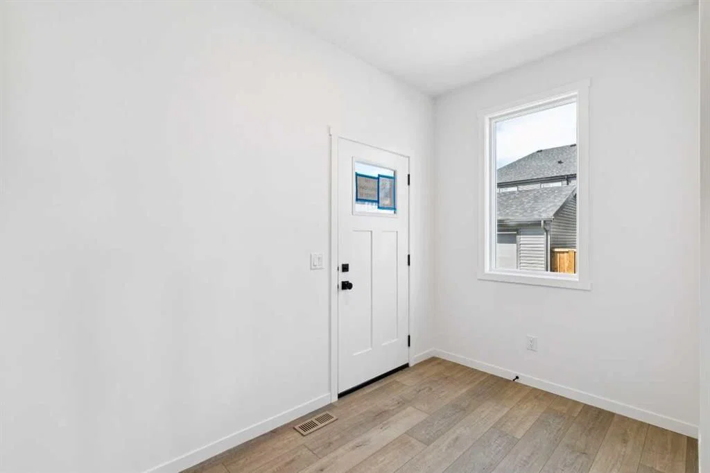 118 Sugarsnap Street SE, Calgary — photo 5 of 35