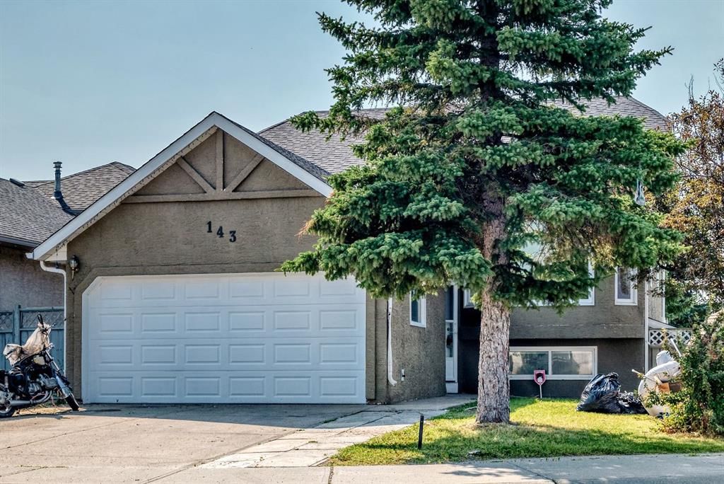 143 Applewood Drive SE, Calgary — main listing photo
