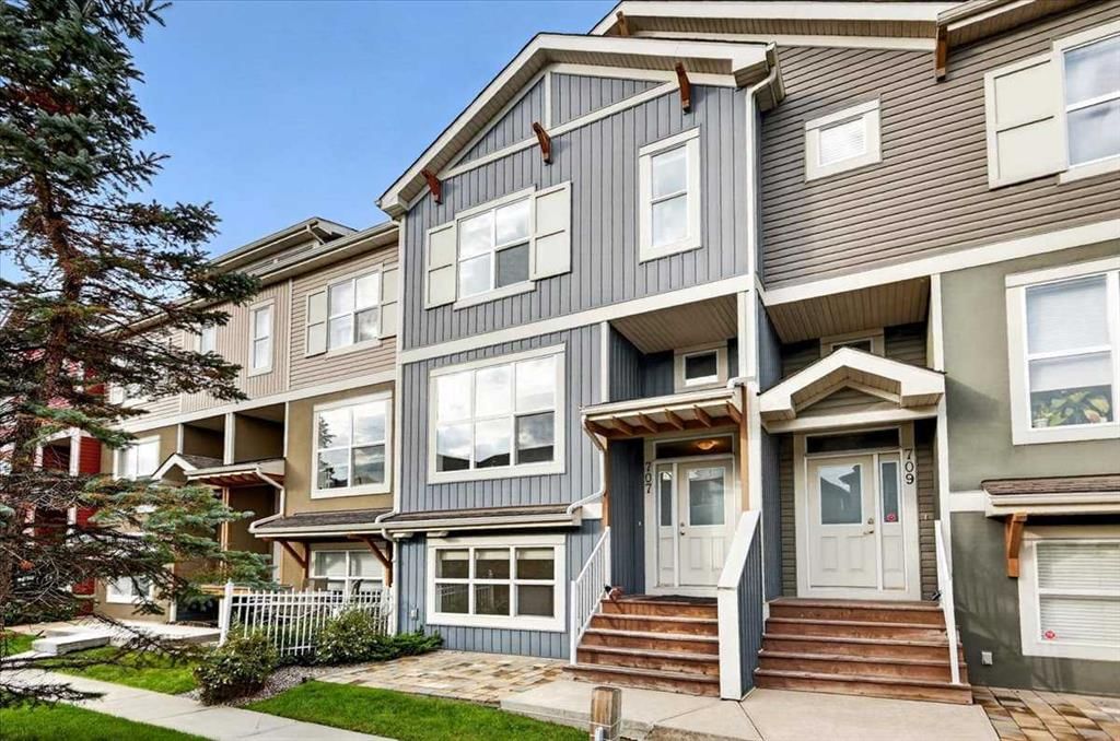 707, 10 Auburn Bay Avenue SE, Calgary — main listing photo