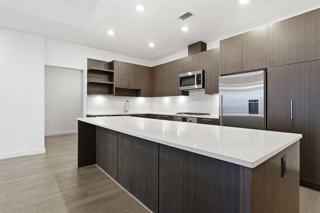 631, 88 9 Street NE, Calgary — photo 4 of 45