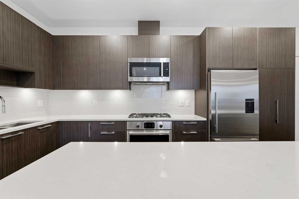 631, 88 9 Street NE, Calgary — photo 5 of 45
