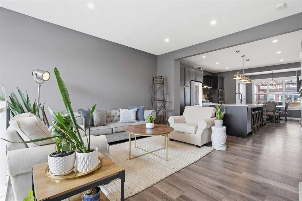 374 Masters Road SE, Calgary — photo 2 of 50