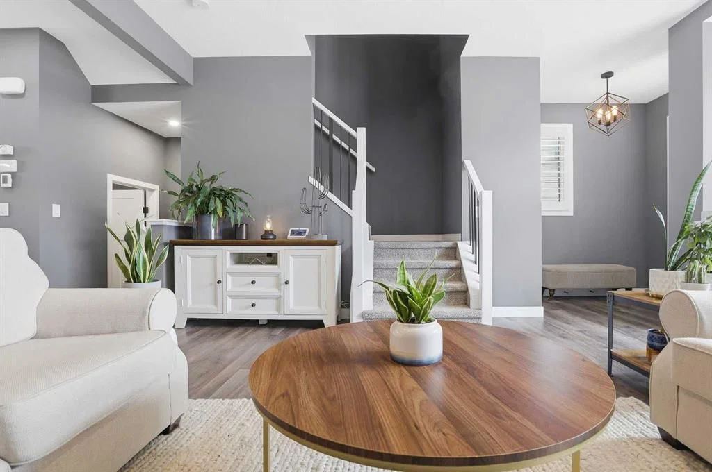 374 Masters Road SE, Calgary — photo 4 of 50