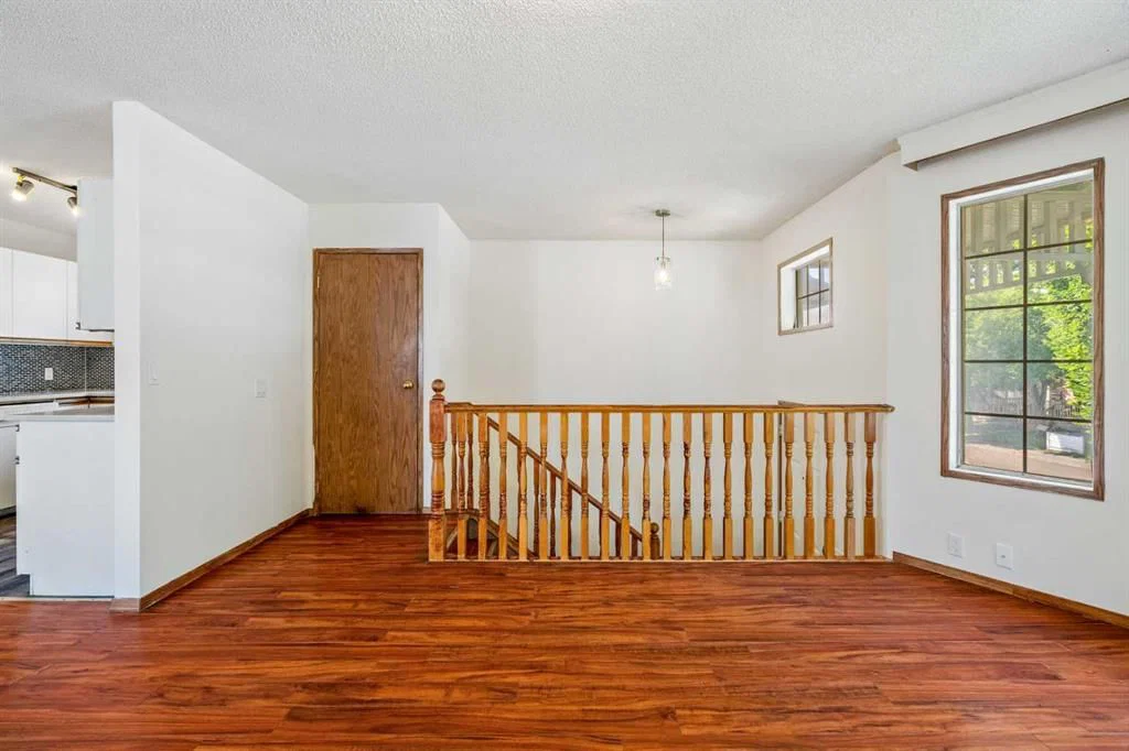 45 Martinridge Crescent NE, Calgary — photo 4 of 50