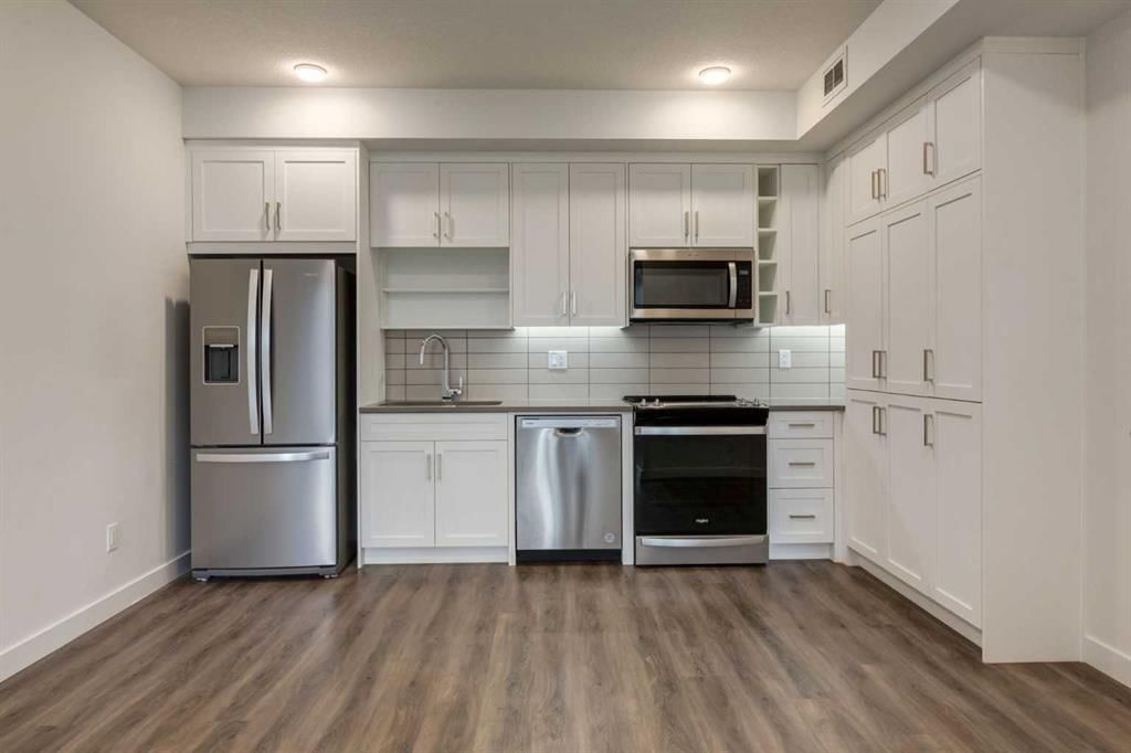 311, 3932 University Avenue NW, Calgary — photo 5 of 24