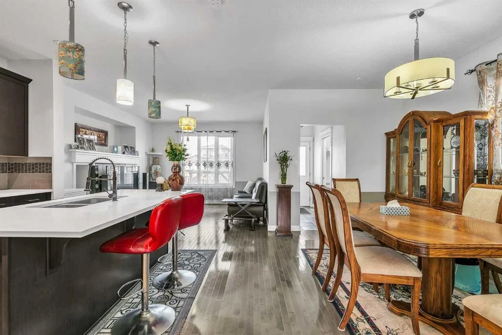 154 Redstone Common NE, Calgary — photo 5 of 46