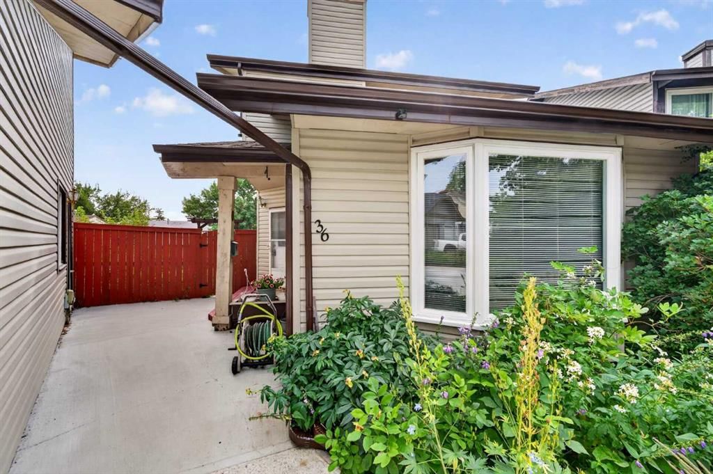 36 Templegreen Bay NE, Calgary — photo 3 of 48