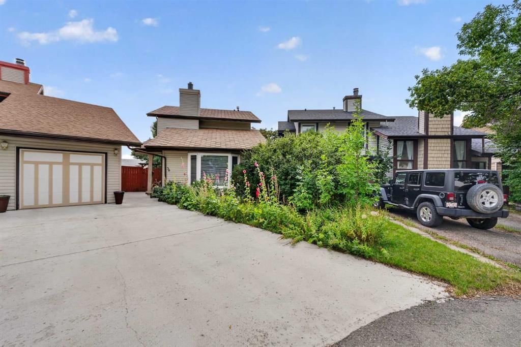 36 Templegreen Bay NE, Calgary — photo 4 of 48