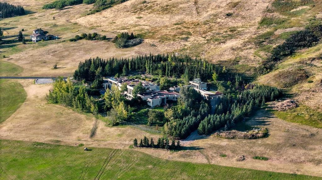 25102 Lower Springbank Road, Rural Rocky View County — photo 2 of 42