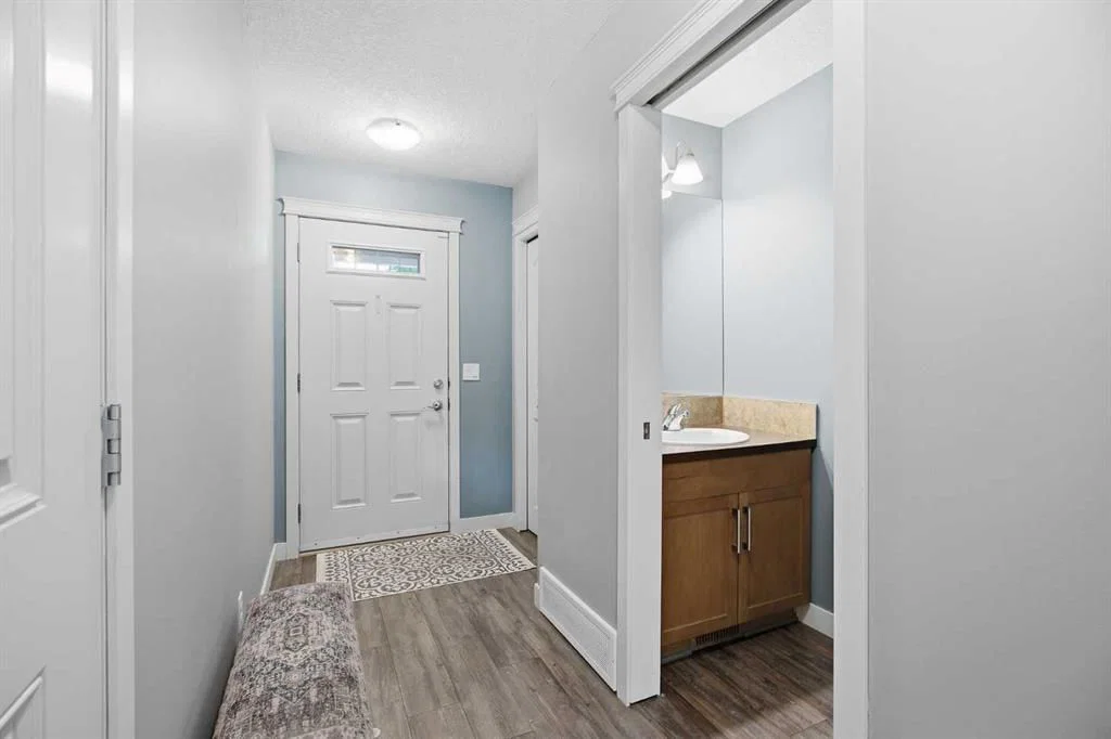 3 Chaparral Valley Gardens SE, Calgary — photo 2 of 22