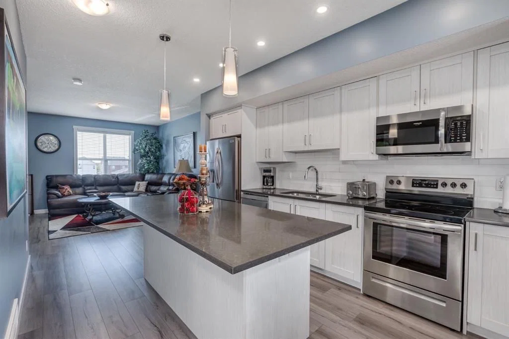 258 Copperleaf Way SE, Calgary — main listing photo