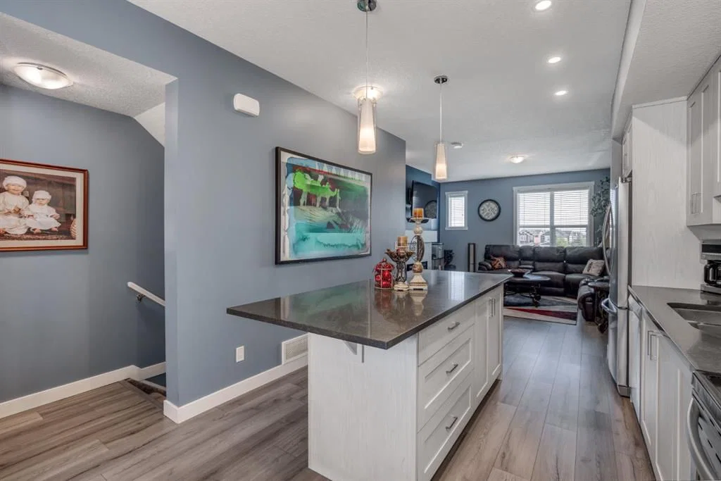 258 Copperleaf Way SE, Calgary — photo 5 of 48