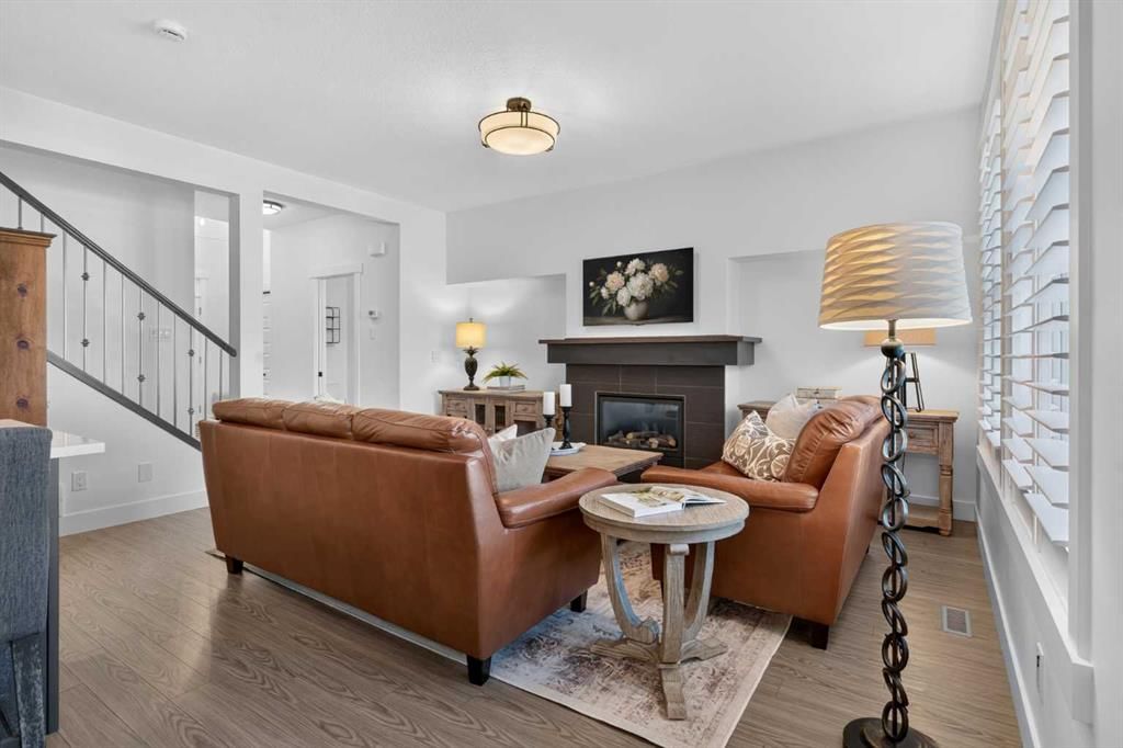 202, 110 Coopers Common SW, Airdrie — photo 5 of 35
