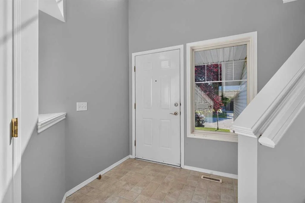 234 Chapalina Place SE, Calgary — photo 2 of 28