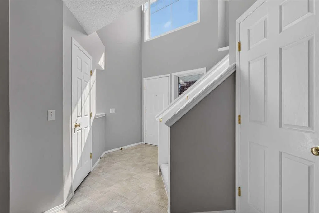 234 Chapalina Place SE, Calgary — photo 3 of 28