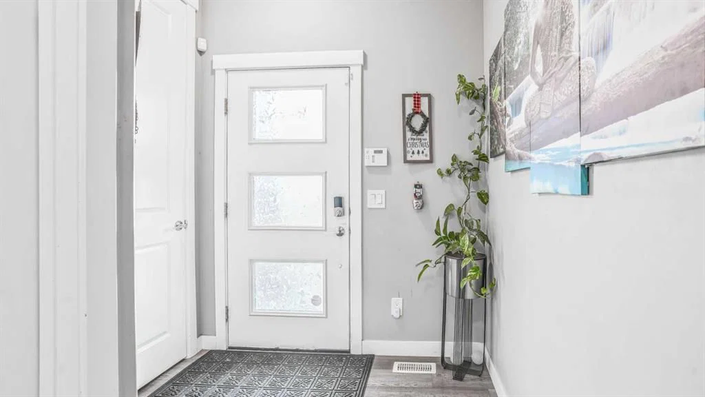 435 Savanna Boulevard NE, Calgary — photo 3 of 48