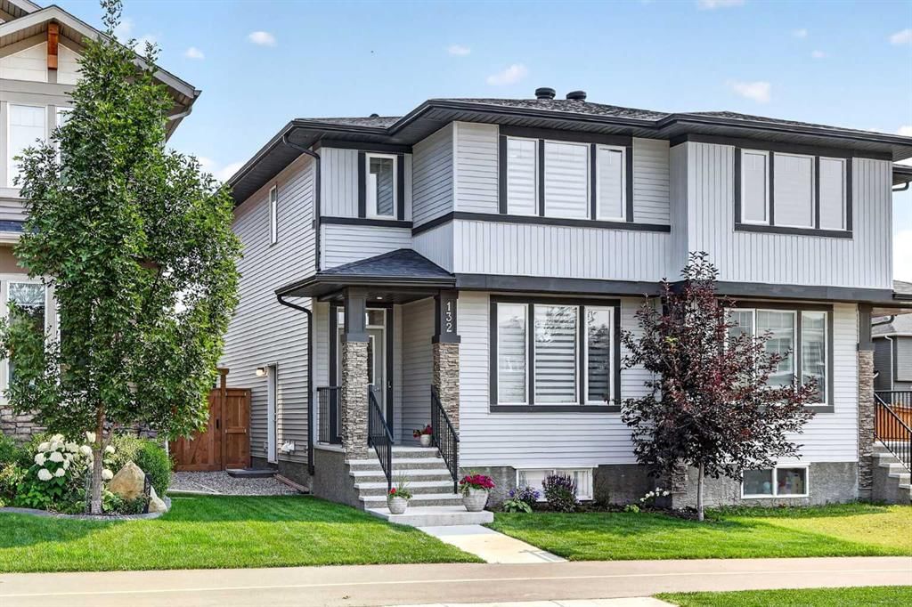 132 Creekside Drive SW, Calgary — main listing photo