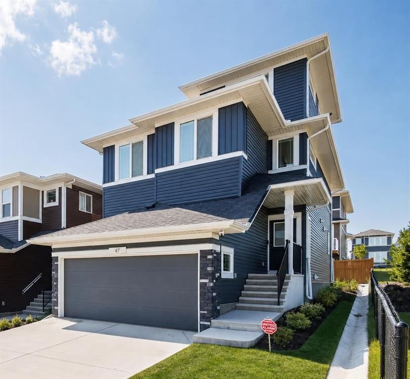 47 Amblefield Grove NW, Calgary — photo 2 of 25
