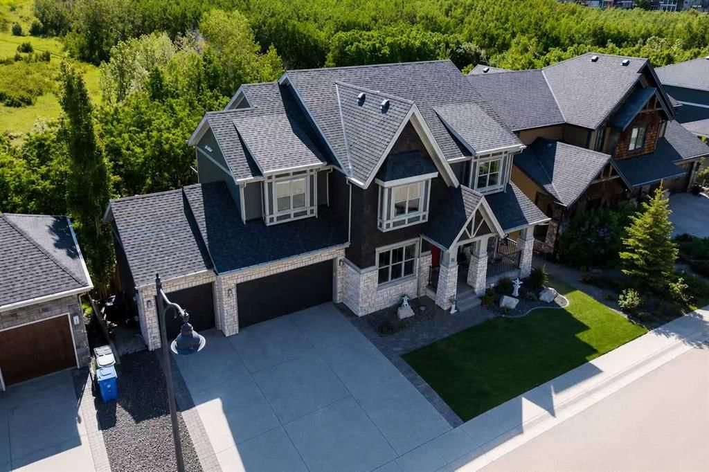 30 Ascot Crescent SW, Calgary — photo 2 of 50