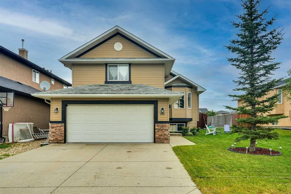 176 Sunset Heights, Crossfield — photo 2 of 37