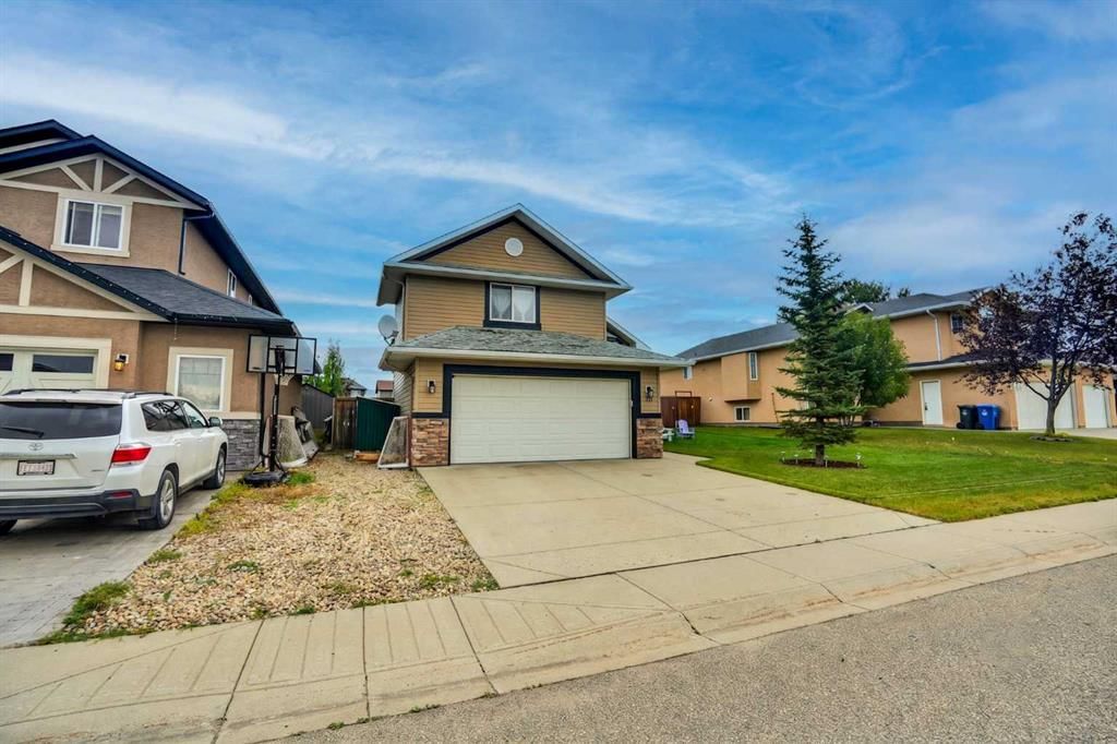 176 Sunset Heights, Crossfield — photo 3 of 37