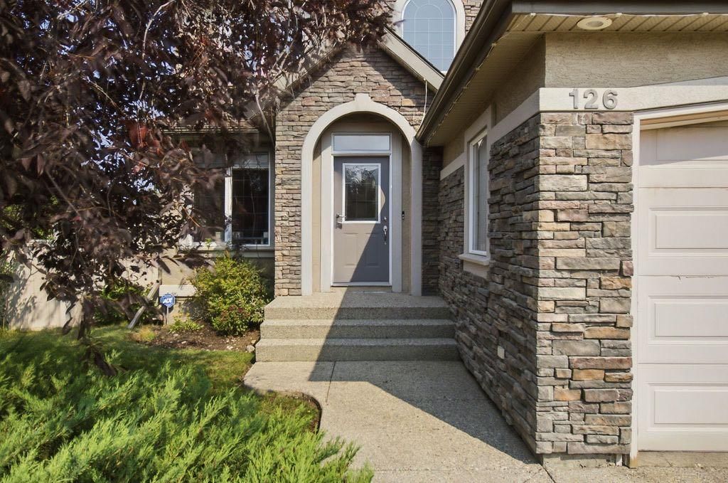 126 Evercreek Bluffs Road SW, Calgary — photo 2 of 50