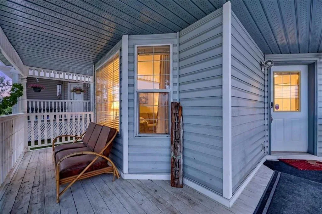 95 Hidden Point NW, Calgary — photo 5 of 45