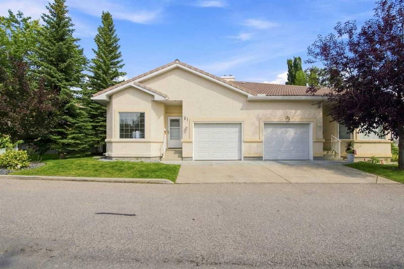 21 Scimitar Heath NW, Calgary — main listing photo