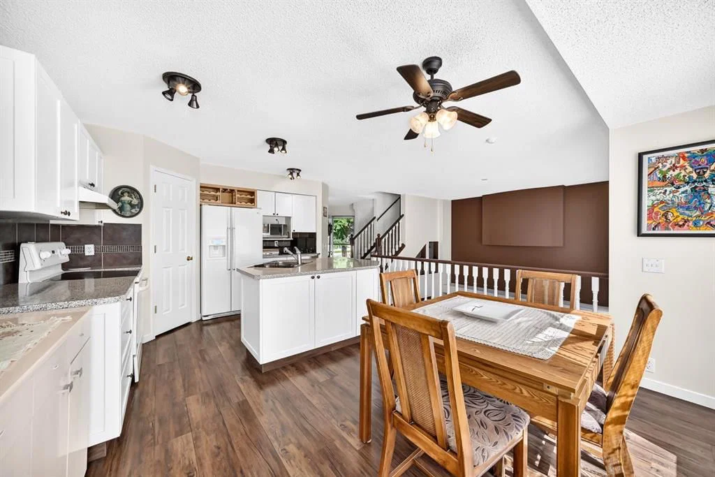 14954 Mt Mckenzie Drive SE, Calgary — photo 2 of 49