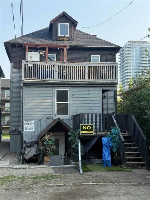 1617 12 Avenue SW, Calgary — photo 3 of 5
