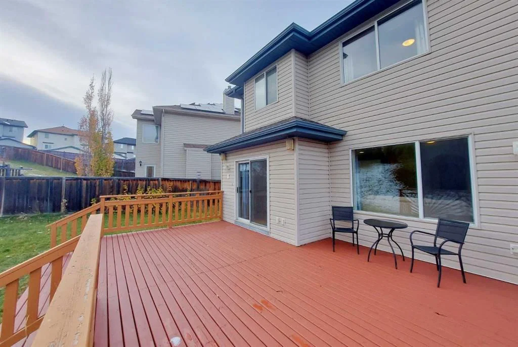 133 Panamount Court NW, Calgary — main listing photo
