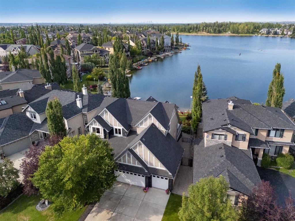 39 Chapala Terrace SE, Calgary — main listing photo