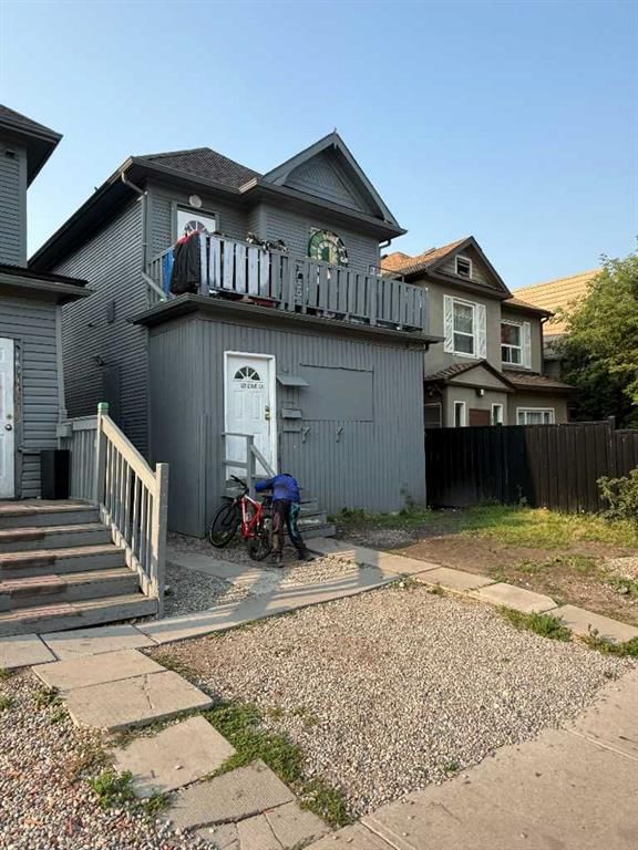 1623 12 Avenue SW, Calgary — main listing photo