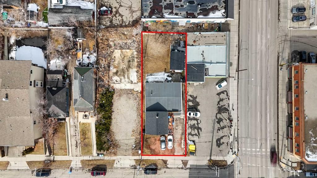 434 Meredith Road NE, Calgary — photo 5 of 25