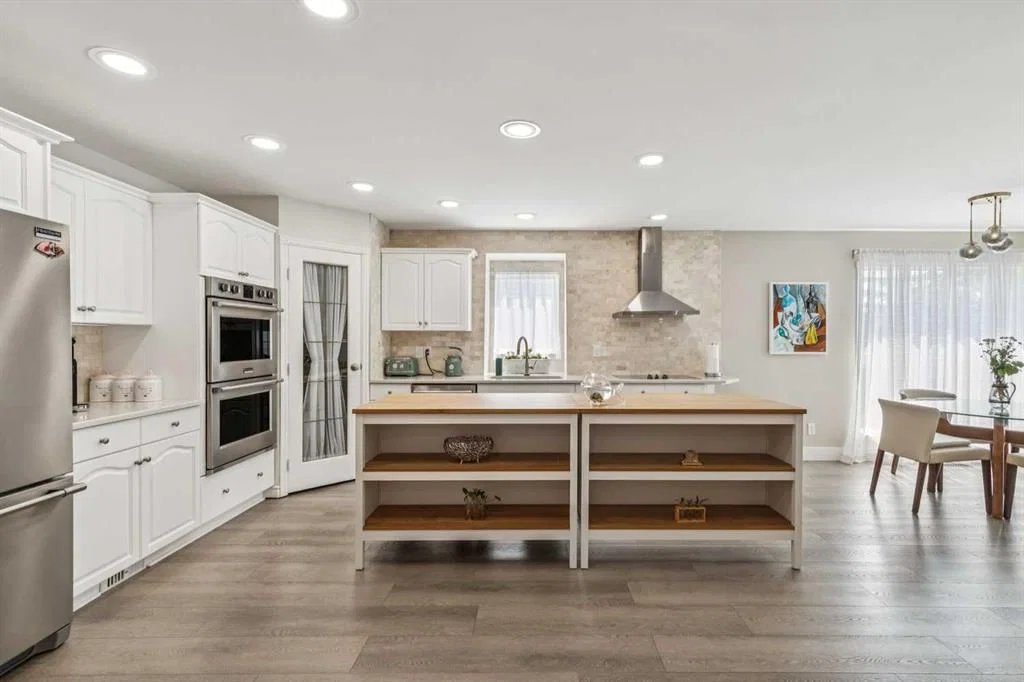6991 Christie Briar Manor SW, Calgary — photo 3 of 50